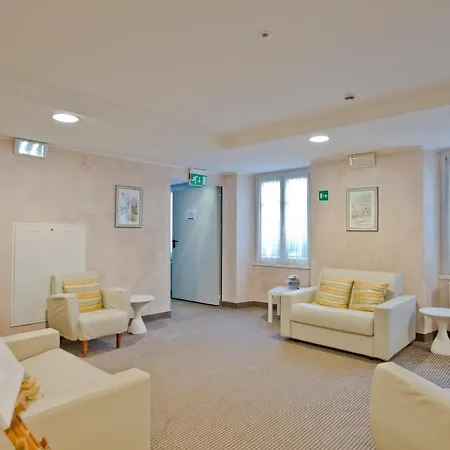 Hotel Di 4*