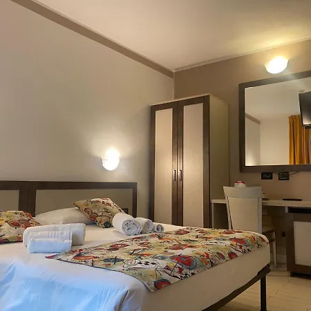 Di Hotel